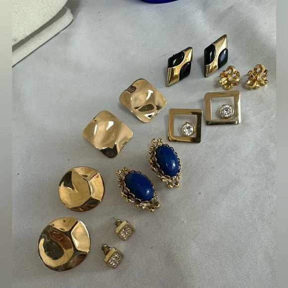 Vintage goldtone earring lot 7 pair - Picture 3 of 8